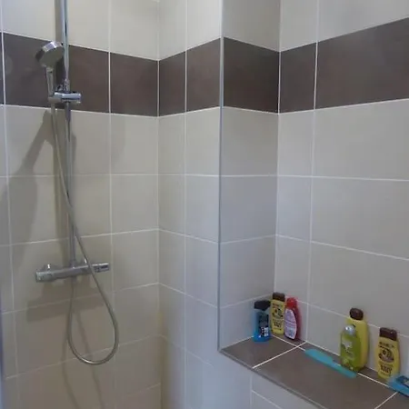 Tres Grande Maison Lumineuse Et Toute Equipee. Semesterbostad