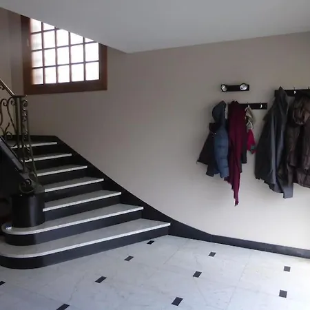 Tres Grande Maison Lumineuse Et Toute Equipee. Semesterbostad Boulogne-sur-Mer