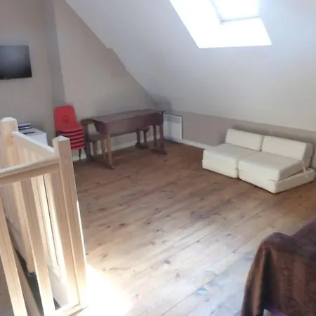 Tres Grande Maison Lumineuse Et Toute Equipee. Dom wakacyjny *