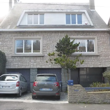 Dom wakacyjny Tres Grande Maison Lumineuse Et Toute Equipee. *